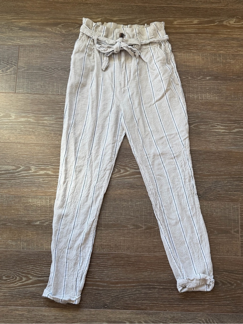 H&M High-Waist Paperbag Tie-Waist Linen Blend Pants - Cream and blue Stripe